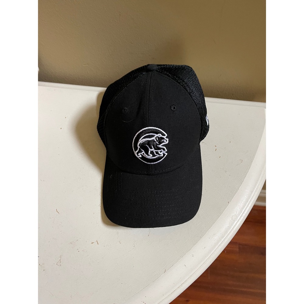 Chicago Cubs Hat throwback Logo Black White New Era 3930 Flex Fitted S/M Cap